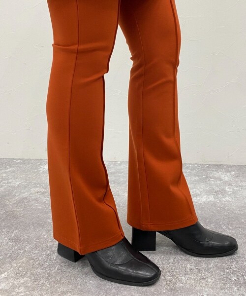 PAGEBOY（ページボーイ）の「ポンチフレアパンツ【WEB先行予約】（パンツ・オレンジ/ブルー）」の5枚目の写真
