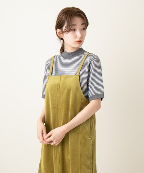 Kastane(カスタネ)の「HEALTH KNIT ベーシックモックネックプルオーバー(Tシャツ/カットソー・レディース・オフホワイト/チャコールグレー/ブラック/ブラックその他1・FREE)」の4枚目の写真