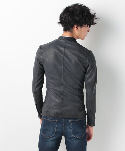 MORGAN HOMME（モルガンオム）の「オープンスタンドシングルレザー（984G47）（ジャケット/アウター・メンズ・ベージュ/ネイビー・M/L）」の4枚目の写真