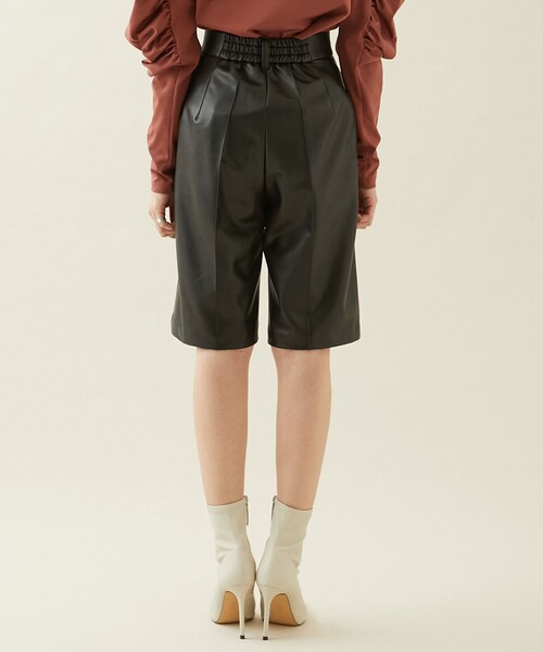city(シティ)の「レザーコーティングショーツ(パンツ・レディース・BLACK/BROWN・1/2)」の17枚目の写真
