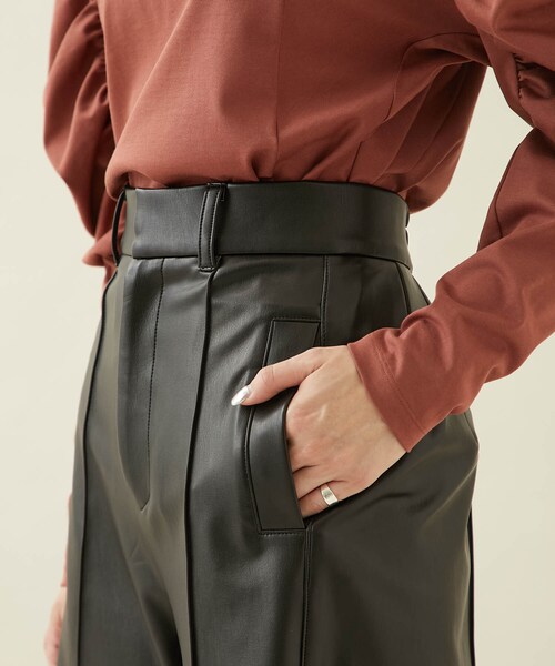 city(シティ)の「レザーコーティングショーツ(パンツ・レディース・BLACK/BROWN・1/2)」の18枚目の写真