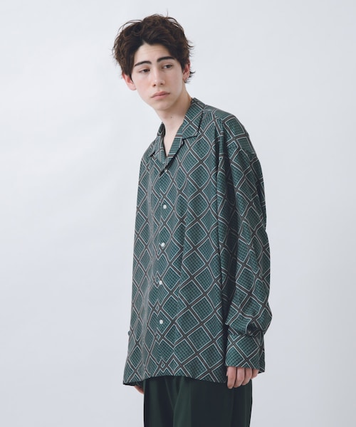 URBAN RESEARCH ID（アーバンリサーチ アイディー）の「URBAN RESEARCH iD オープンカラーバルーンスリーブシャツ（その他・メンズ・ペイズリー/パイソン/小紋・M/L）」の5枚目の写真