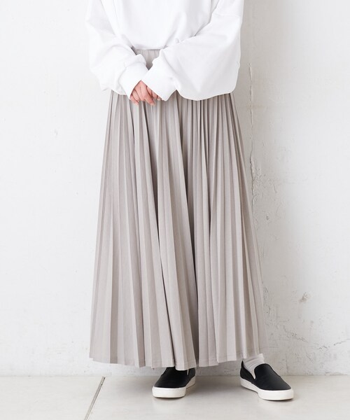 PUAL CE CIN（ピュアルセシン）の「プリーツスカート（スカート・レディース・アイボリー/ライトベージュ/グレー/スミクロ・FREE）」の4枚目の写真