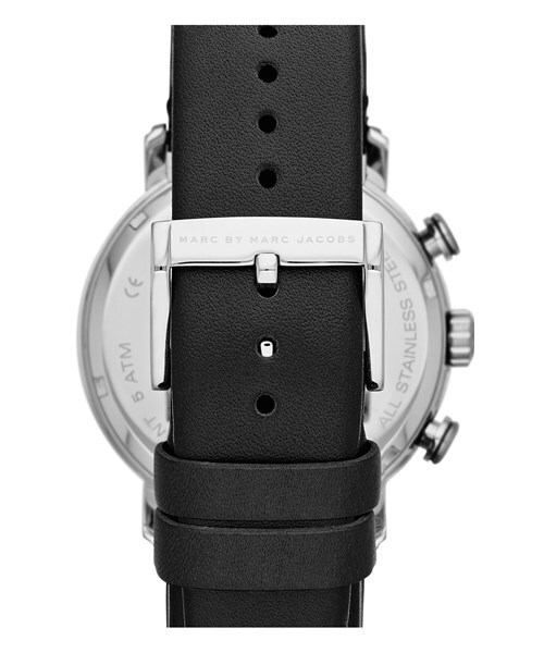 Marc by Marc Jacobs(マークバイマークジェイコブス)の「MARC BY MARC JACOBS 'Fergus' Chronograph Leather Strap Watch, 42mm(アナログ腕時計・Black)」の3枚目の写真