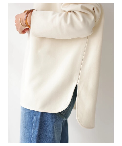 AMERICAN HOLIC（アメリカンホリック）の「キーネックポンチプルオーバー（トップス・アイボリー/チャコールグレー/ライトベージュ・F）」の7枚目の写真