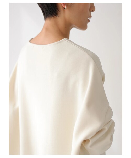 AMERICAN HOLIC（アメリカンホリック）の「キーネックポンチプルオーバー（トップス・アイボリー/チャコールグレー/ライトベージュ・F）」の5枚目の写真