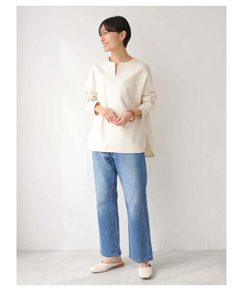 AMERICAN HOLIC（アメリカンホリック）の「キーネックポンチプルオーバー（トップス・アイボリー/チャコールグレー/ライトベージュ・F）」の8枚目の写真