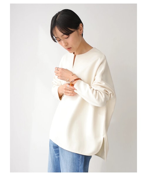 AMERICAN HOLIC（アメリカンホリック）の「キーネックポンチプルオーバー（トップス・アイボリー/チャコールグレー/ライトベージュ・F）」の22枚目の写真