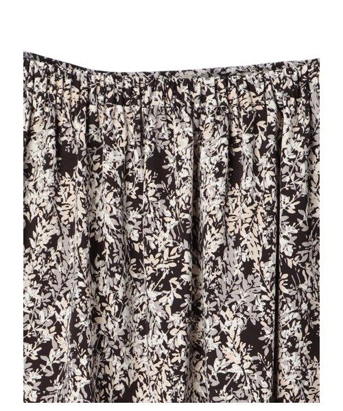 AMERICAN HOLIC(アメリカンホリック)の「Flower切り替え部分プリーツスカート(スカート・オフホワイト/ブラック/ベージュ/サックスブルー・F)」の6枚目の写真