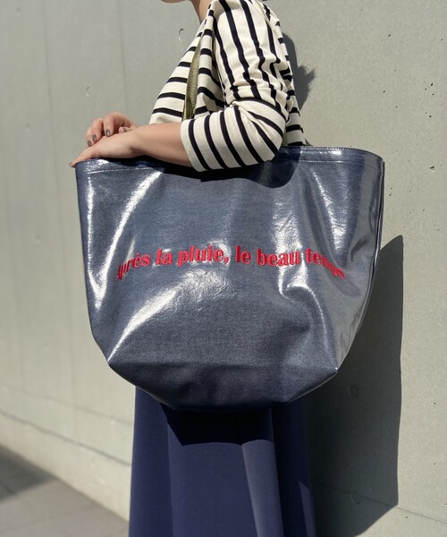 BEARDSLEY（ビアズリー）の「《予約》刺繍トート（トートバッグ・レディース・アイボリー/インディゴブルー・FREE）」の2枚目の写真