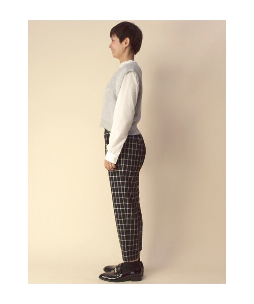 w closet(ダブルクローゼット)の「グラフチェックタックパンツ(パンツ・レディース・ダークネイビー×ブラウン/ブラック×オフホワイト/ダークグリーン×ブルー・FREE)」の5枚目の写真