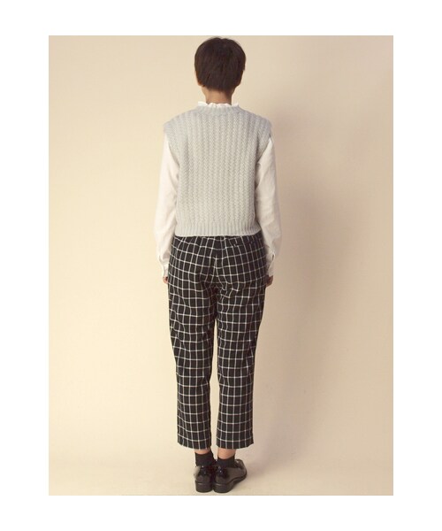 w closet(ダブルクローゼット)の「グラフチェックタックパンツ(パンツ・レディース・ダークネイビー×ブラウン/ブラック×オフホワイト/ダークグリーン×ブルー・FREE)」の6枚目の写真