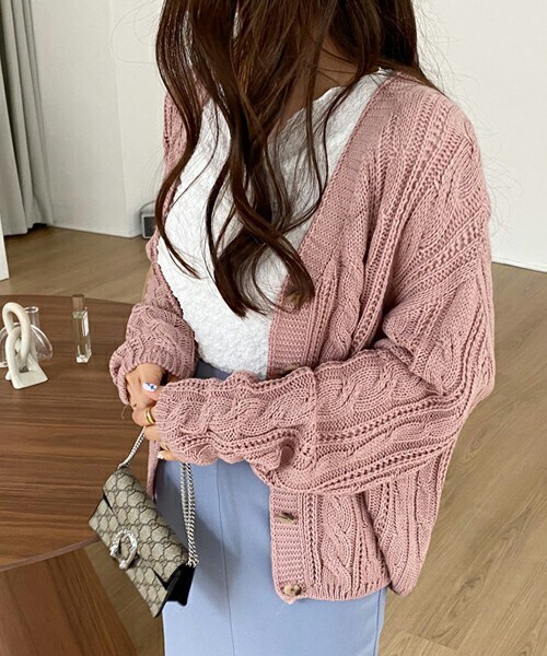 DHOLIC(ディーホリック)の「ツイストVネックカーディガン(カーディガン/ボレロ・レディース・ホワイト/グリーン/ベージュ/ブルー/ピンク/その他・ONESIZE)」の5枚目の写真