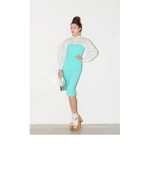 STYLENANDA（スタイルナンダ）の「バルーン袖ルーズフィットブラウス（トップス・レディース・ホワイト・フリーサイズ）」の15枚目の写真