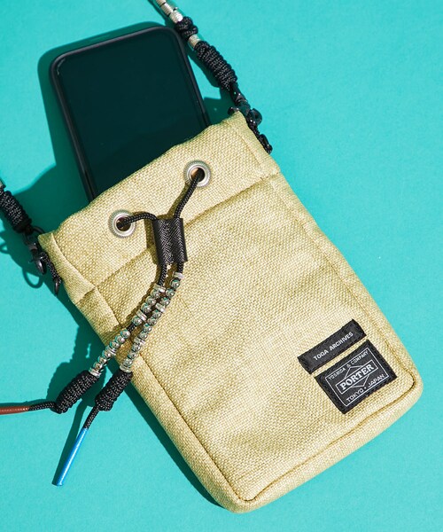 TOGA PULLA（トーガ　プルラ）の「ダブルミニバッグ TOGA×PORTERTC11-AG503（バッグ・レディース・BLACK/BEIGE/KHAKI/BLUE・メイン/サブ）」の17枚目の写真