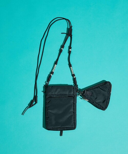 TOGA PULLA（トーガ　プルラ）の「ダブルミニバッグ TOGA×PORTERTC11-AG503（バッグ・レディース・BLACK/BEIGE/KHAKI/BLUE・メイン/サブ）」の22枚目の写真