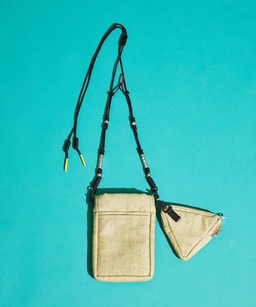 TOGA PULLA（トーガ　プルラ）の「ダブルミニバッグ TOGA×PORTERTC11-AG503（バッグ・レディース・BLACK/BEIGE/KHAKI/BLUE・メイン/サブ）」の16枚目の写真