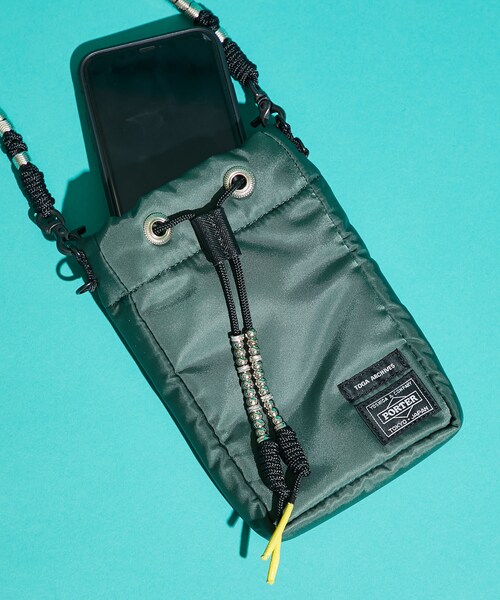 TOGA PULLA（トーガ　プルラ）の「ダブルミニバッグ TOGA×PORTERTC11-AG503（バッグ・レディース・BLACK/BEIGE/KHAKI/BLUE・メイン/サブ）」の12枚目の写真