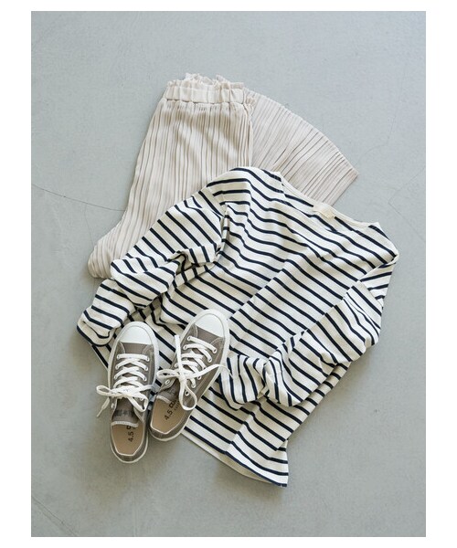 earth music&ecology(アースミュージックアンドエコロジー)の「CONVERSE×earthALLSTAR LIGHT OX(シューズ・グレー/ピンク/オリーブ・5cm/23cm/24cm)」の4枚目の写真