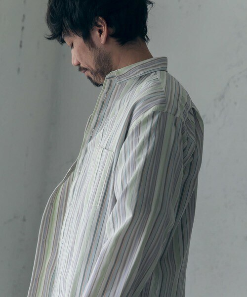 URBAN RESEARCH DOORS MENS(アーバンリサーチ ドアーズ メンズ)の「White Label マルチストライプ レギュラーカラーシャツ(シャツ/ブラウス・メンズ・グリーン/マルチ・M/L/MEDIUM/LARGE)」の1枚目の写真