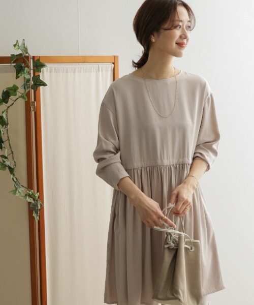 URBAN RESEARCH DOORS(アーバンリサーチドアーズ)の「腰部碎褶中長版洋裝(ワンピース/ドレス・レディース・淺膚色/黑色・one)」の13枚目の写真