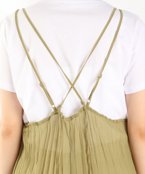 LOWRYS FARM（ローリーズファーム）の「シアープリーツキャミワンピ（ワンピース/ドレス・アイボリー/ブラック/グリーン/ブルー）」の7枚目の写真