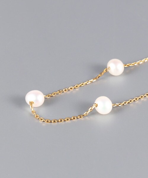 PAS TIERRA(パティエラ)の「ステーションロングネックレス(アクセサリー・ゴールド)」の2枚目の写真