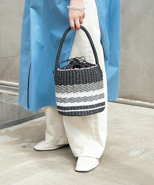 CIAOPANIC TYPY(チャオパニックティピー)の「【21SS】ボーダー筒カゴバッグ(かごバッグ・レディース・ブラウン/ミント/ブラック・ONE)」の2枚目の写真