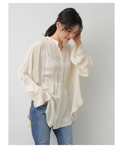 AMERICAN HOLIC（アメリカンホリック）の「キャンディースリーブとろみブラウス（トップス・アイボリー/ベージュ/イエロー・F）」の2枚目の写真