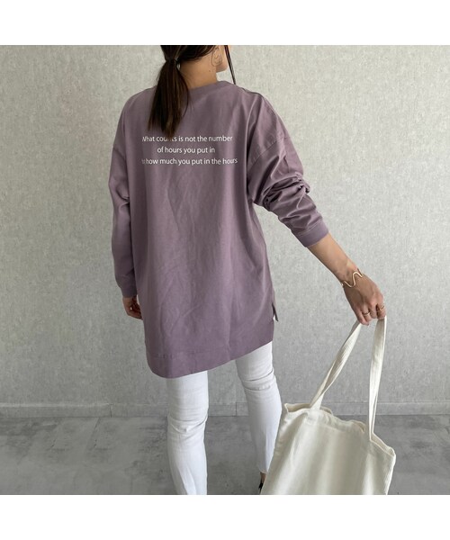 copine(コピン)の「バックロング&サイドスリットデザイン!バックロゴロンT(4color)(Tシャツ/カットソー・レディース・ホワイト/ベージュ/パープル/ブラック・ワンサイズ)」の4枚目の写真