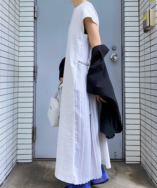 PAGEBOY（ページボーイ）の「【WEB先行予約】サイドプリーツカットワンピース（ワンピース/ドレス・レディース・ブラック×ホワイト/ブラック×ブラック/グレージュ・F）」の10枚目の写真