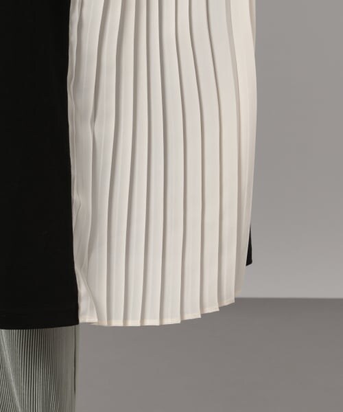 PAGEBOY（ページボーイ）の「【WEB先行予約】サイドプリーツカットワンピース（ワンピース/ドレス・レディース・ブラック×ホワイト/ブラック×ブラック/グレージュ・F）」の19枚目の写真