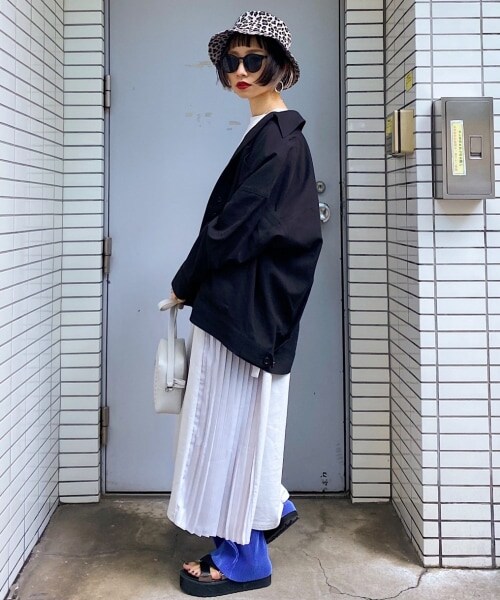 PAGEBOY（ページボーイ）の「【WEB先行予約】サイドプリーツカットワンピース（ワンピース/ドレス・レディース・ブラック×ホワイト/ブラック×ブラック/グレージュ・F）」の12枚目の写真