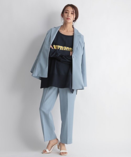 Andemiu(アンデミュウ)の「デザインロゴスウェット(トップス・ホワイト/ネイビー)」の14枚目の写真