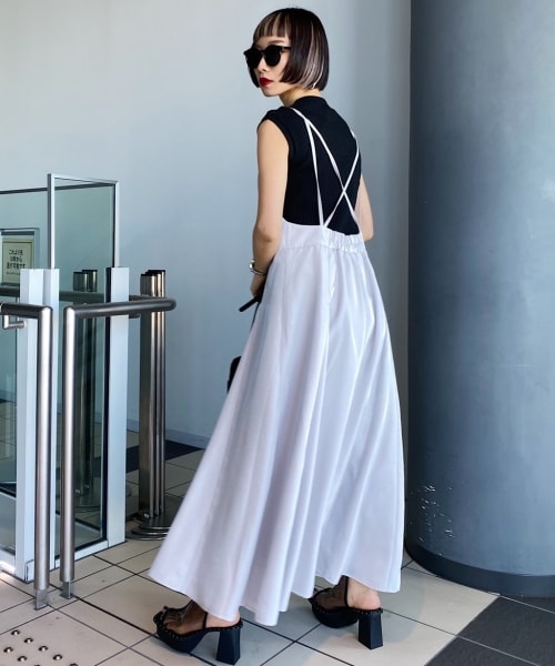 PAGEBOY（ページボーイ）の「グロッシーツイルキャミワンピース（ワンピース/ドレス・ブラック/グレージュ）」の8枚目の写真