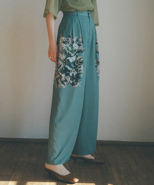 CLANE（クラネ）の「パネルフラワーパンツ 10110-7082（）」 - WEAR