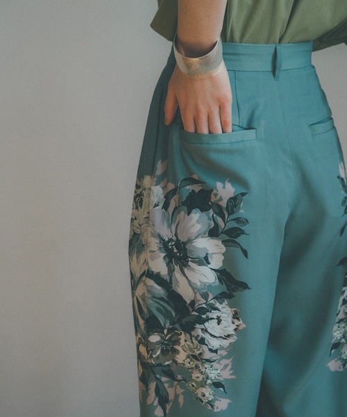 CLANE（クラネ）の「パネルフラワーパンツ 10110-7082（）」 - WEAR