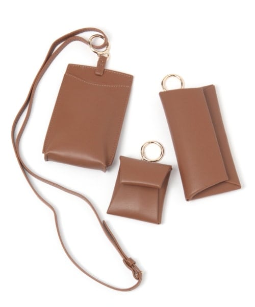 Andemiu（アンデミュウ）の「マルチポーチ3set（バッグ・ブラック/キャメル/パープル）」の2枚目の写真