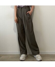 KALENO | https://kaleno.shop/items/603f03cf4f4430153b8bfcbd(スラックス)