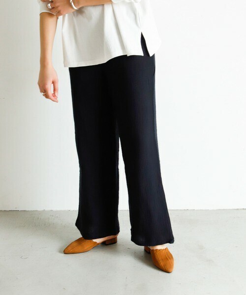 Auntie Rosa Holiday（アンティローザホリデー）の「ガーゼルーズパンツ（その他パンツ・レディース・ホワイト/ブラック/レッド/ブラウン/グリーン/ブルー/パープル/イエロー/オレンジ・FREE）」の2枚目の写真