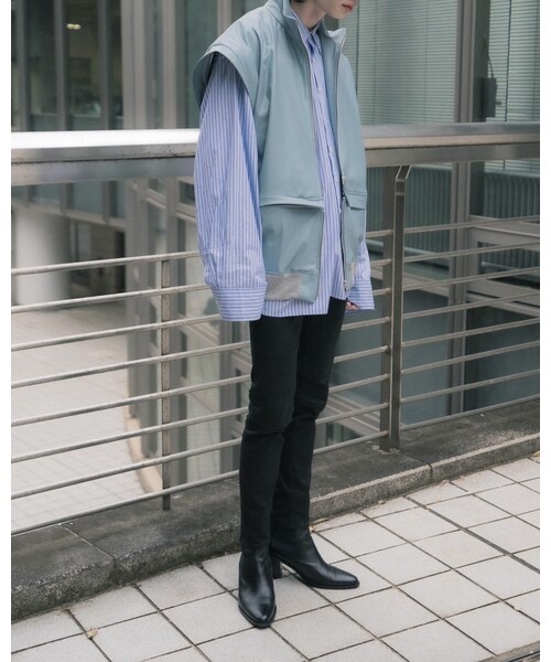 YohKi（ヨウキ）の「"Henkei" fake leather blouson（LIGHT BLUE）（ブルゾン・レディース・ブルー・2/3）」の6枚目の写真