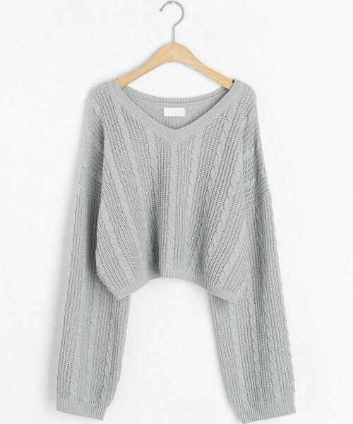 DHOLIC(ディーホリック)の「Vネックツイストルーズニット(ニット/セーター・レディース・ピンク/ブルー/グリーン/ホワイト・FREE)」の3枚目の写真