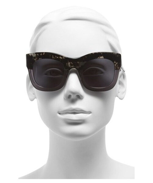 Illesteva（イレステーバ）の「Illesteva 'Hamilton' 49mm Retro Sunglasses（サングラス・Black/ Blue/Black/ Pink/Grey）」の2枚目の写真