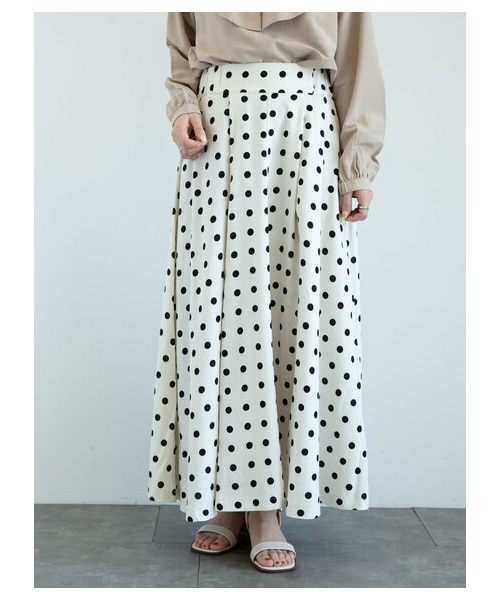 Green　Parks（グリーンパークス）の「・furry rate ドットタックスカート（スカート・ブラック/ナチュラル/モカ・F）」の5枚目の写真