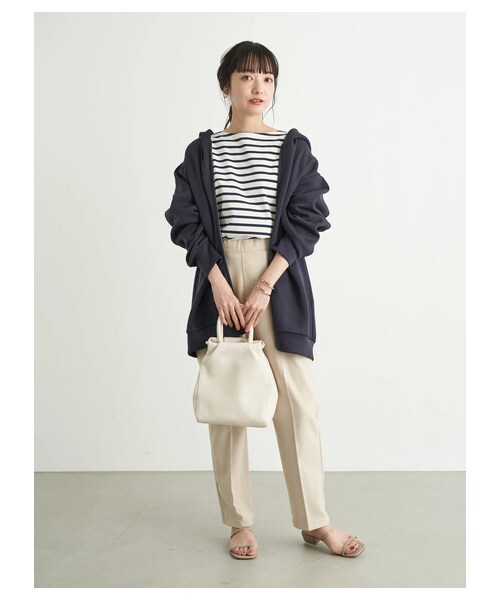 earth music&ecology(アースミュージックアンドエコロジー)の「サイド切替ボーダープルオーバー(トップス・ブラック/ベージュ/ブルー/ネイビー・F)」の9枚目の写真