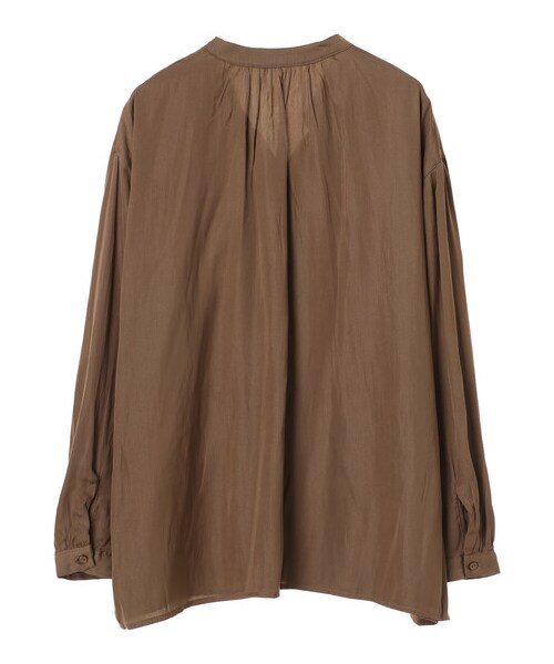 earth music&ecology（アースミュージックアンドエコロジー）の「ヴィンテージサテンブラウス（トップス・アイボリー/ブラック/ベージュ/ブラウン/ライトカーキ/ピンクベージュ・F）」の2枚目の写真