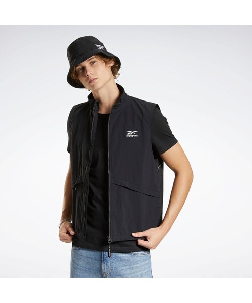 Reebok(リーボック)の「エイティワン ウーブン ベスト / EightyOne Woven Vest(ジャケット/アウター・ブラック(H23213)・S/M/L)」の1枚目の写真