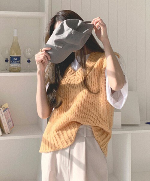 DHOLIC STYLE（ディーホリックスタイル）の「[cherryville] アクリルニットベスト（ベスト・レディース・ピンク/グリーン/ベージュ/パープル/ブルー/オレンジ・FREE）」の6枚目の写真