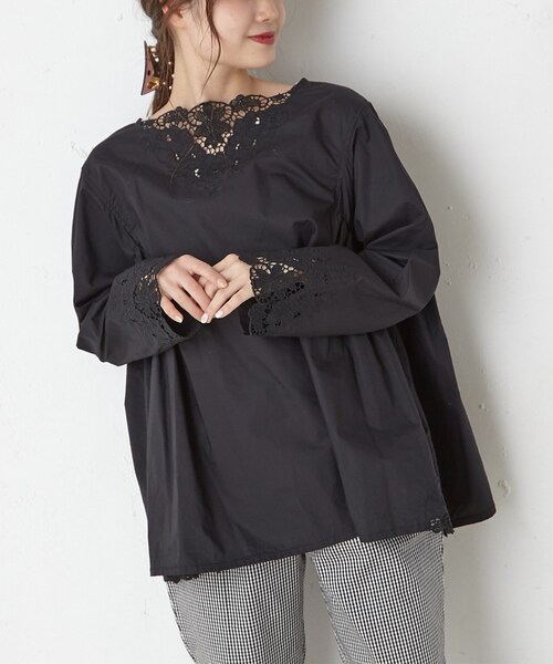 PUAL CE CIN（ピュアルセシン）の「カットワーク刺繍ブラウス（シャツ/ブラウス・レディース・ホワイト/ブラック・FREE）」の2枚目の写真