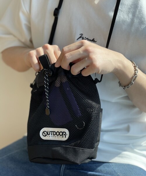 RAGEBLUE(レイジブルー)の「<OUTDOOR PRODUCTS>別注巾着/メッシュショルダーバッグ(バッグ・ホワイト/ブラック/ベージュ)」の7枚目の写真